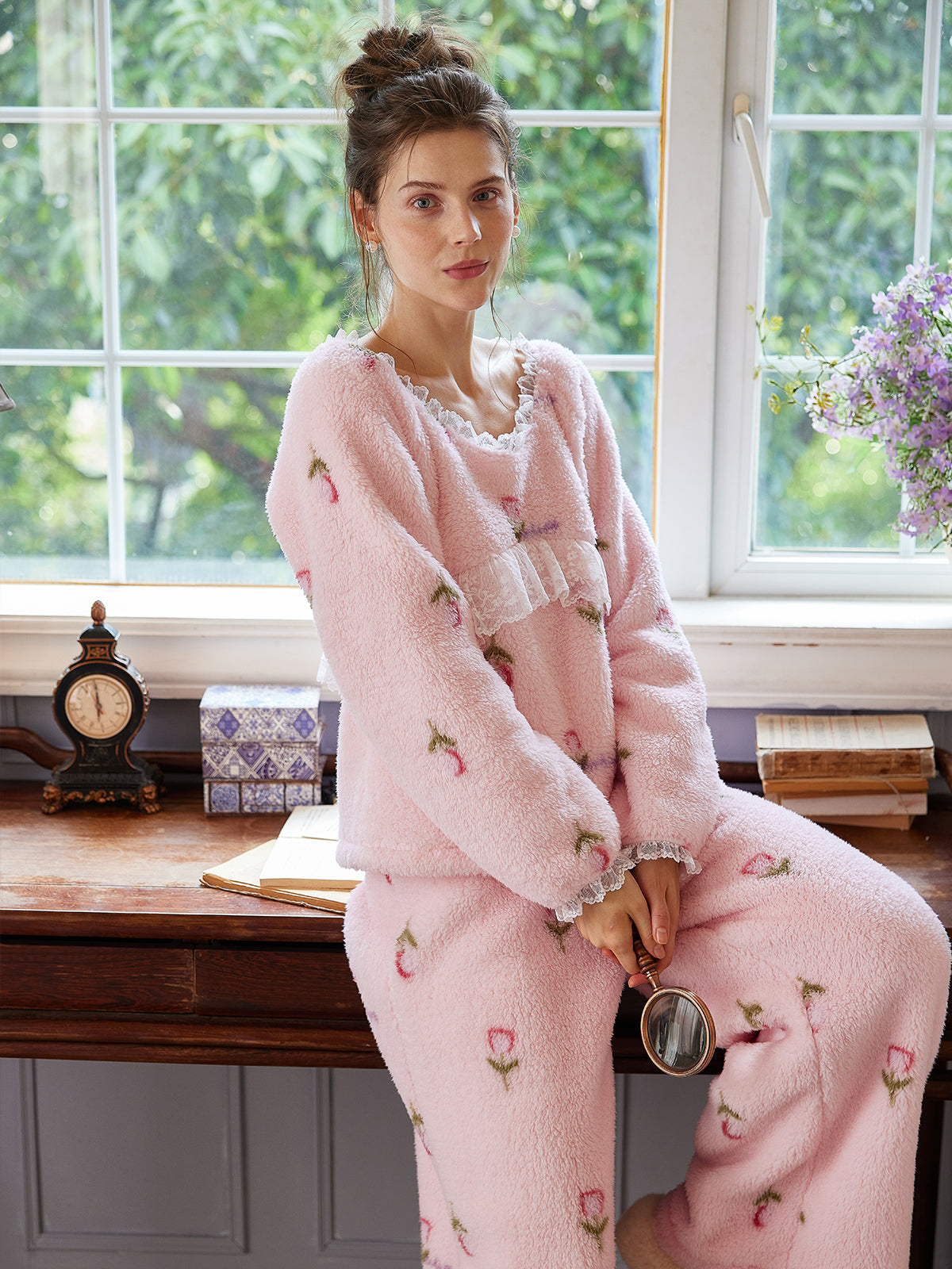 Women’s Floral Plush Pajama Set