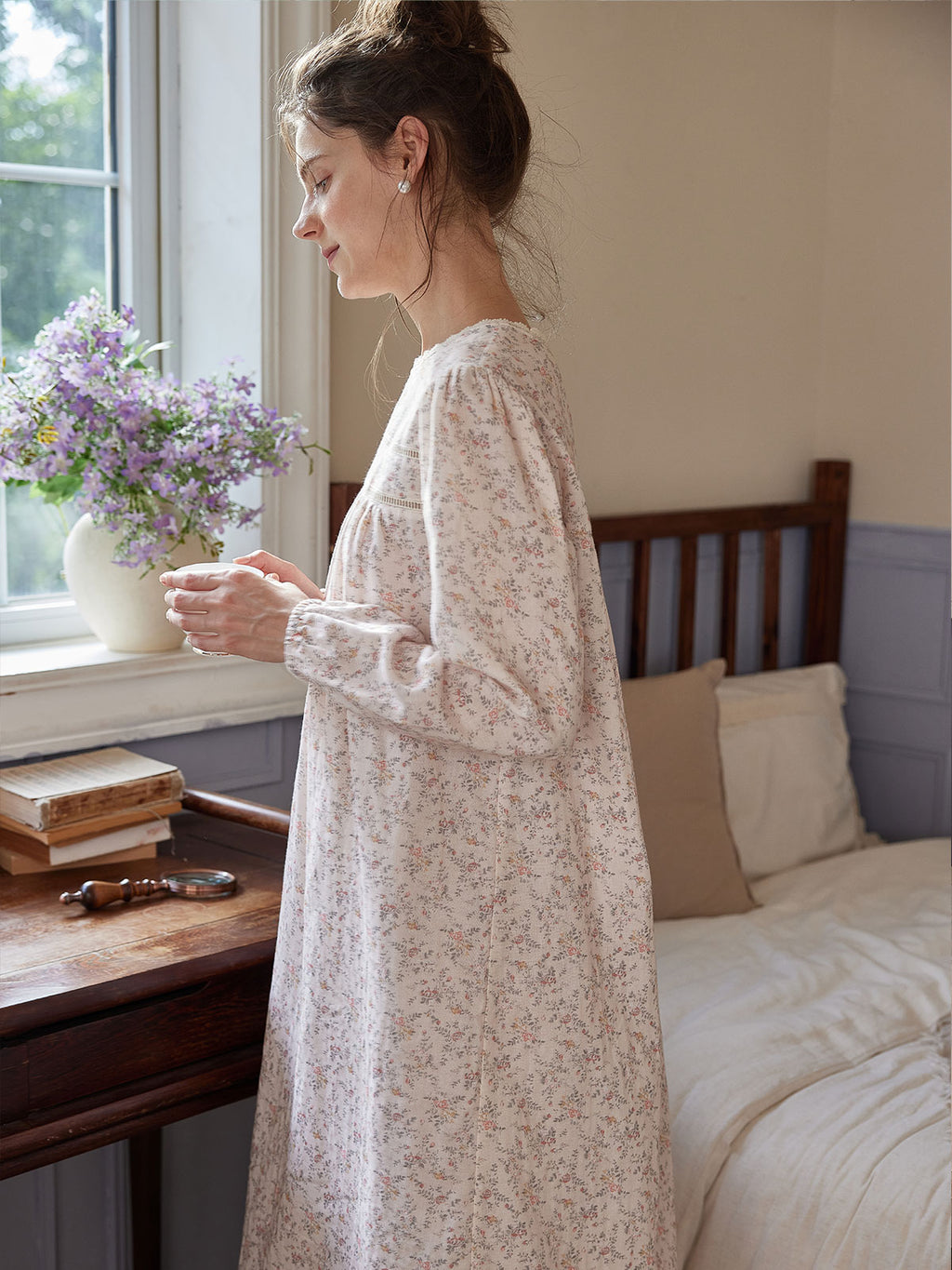 Romantic Floral Long-Sleeve Nightdress