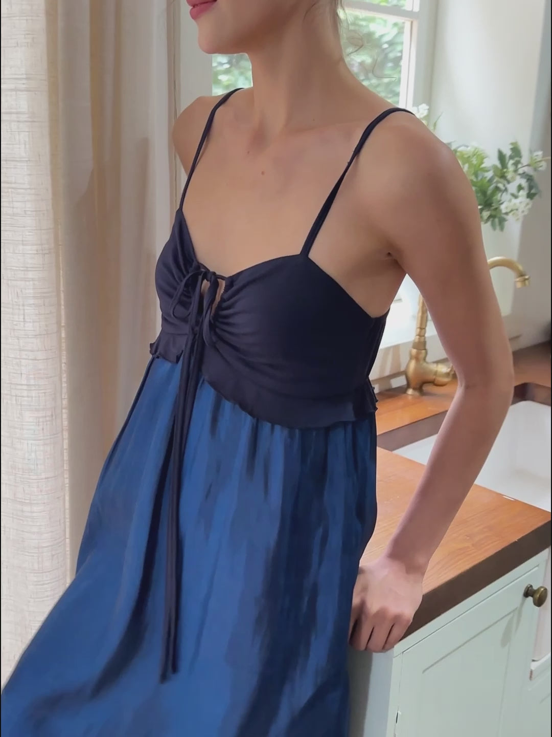 Elegant Satin Nightdress – Luxurious, Lightweight